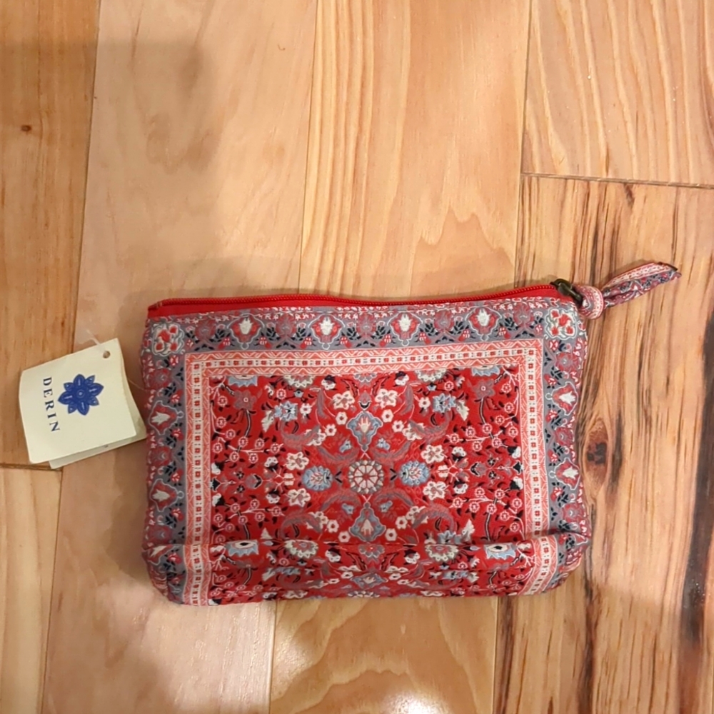 Derin pocket purse